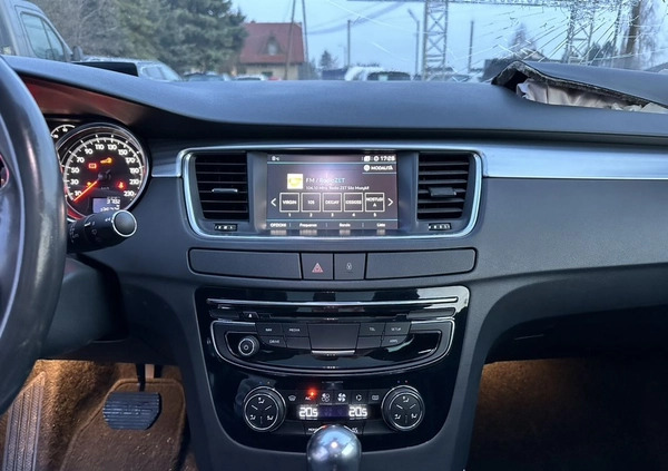 Peugeot 508 cena 35000 przebieg: 135779, rok produkcji 2017 z Stopnica małe 352